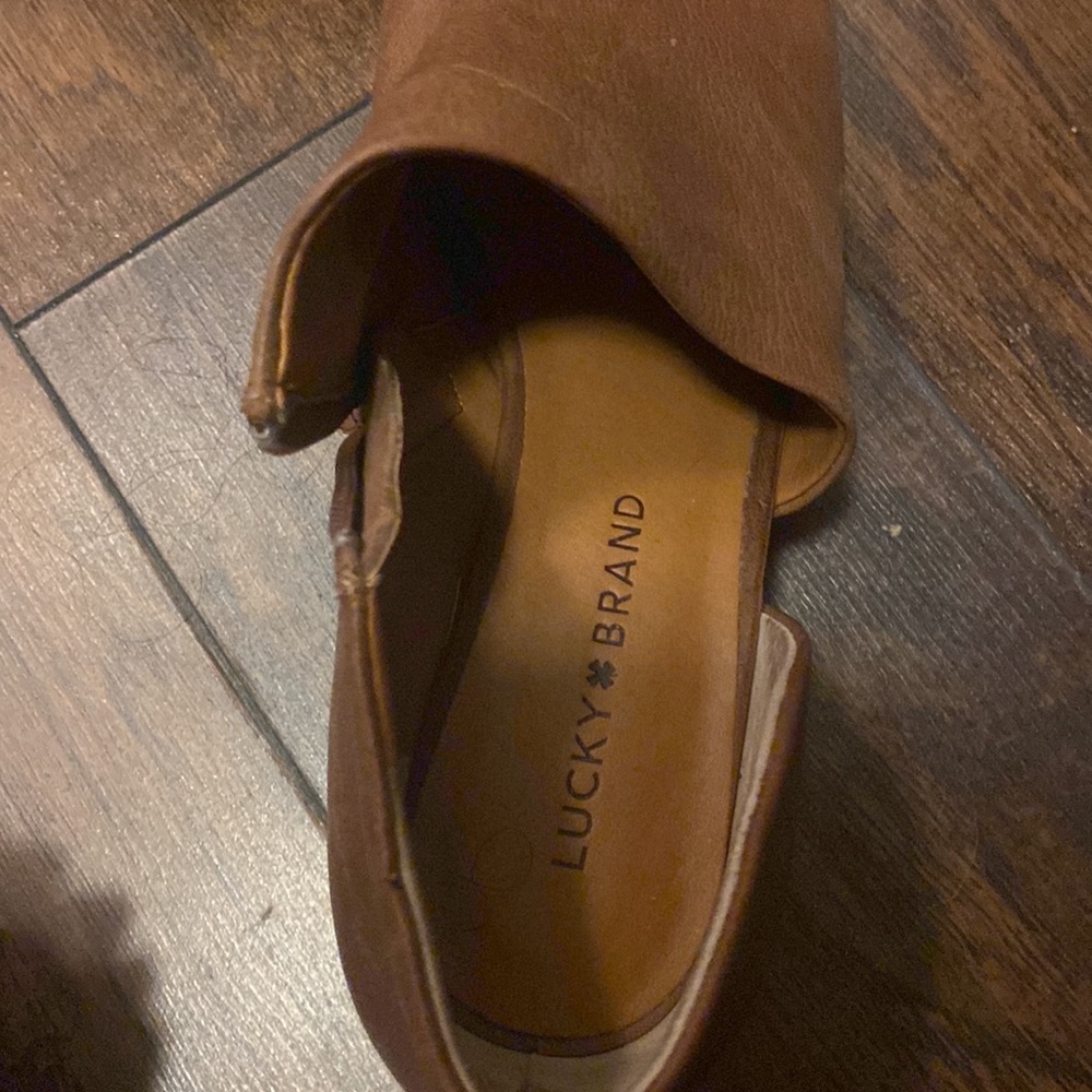 Lucky Brand wedge